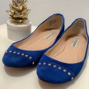 STEVE MADDEN FLAT SANDALS